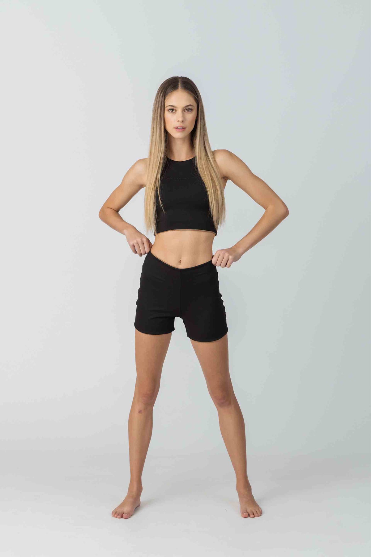 Reversible Crop in Brown & Black Bamboo